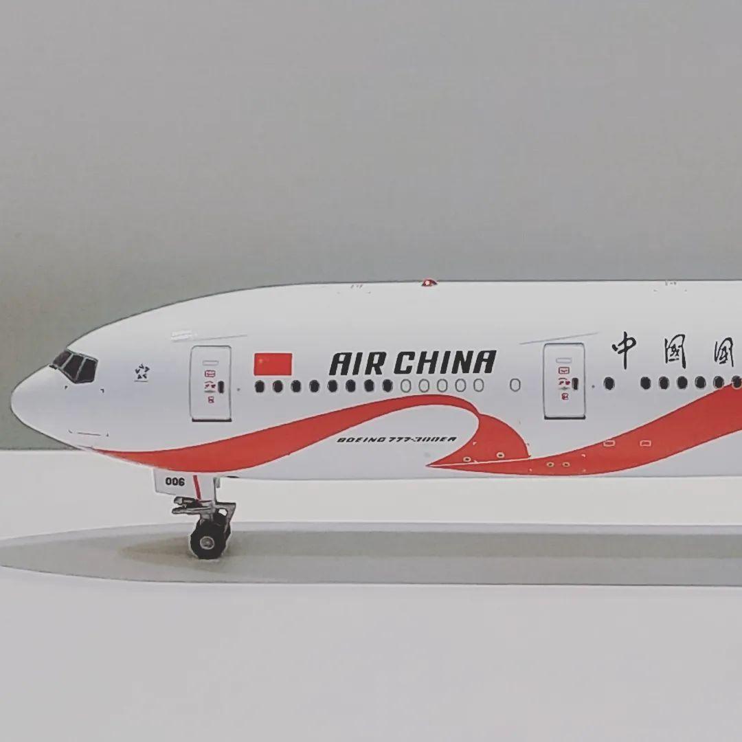 中国国際航空 B777-300 特別塗装機