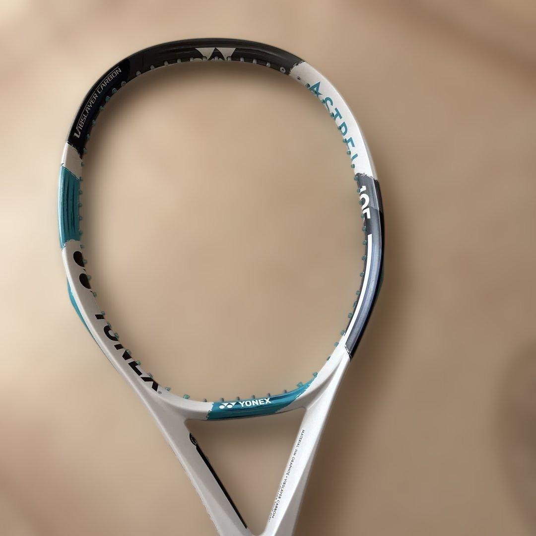 硬式テニスラケット YONEX ASTREL 105