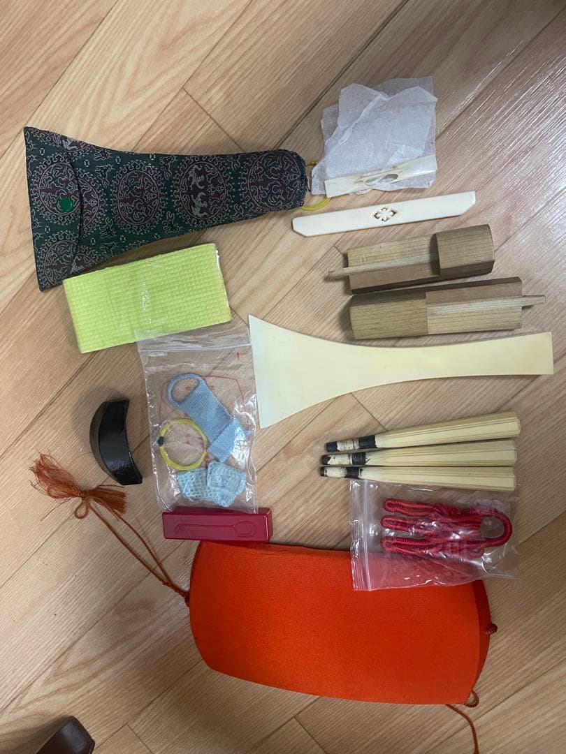 三味線　紫檀 糸巻 撥 天然素材 k9刻印有り