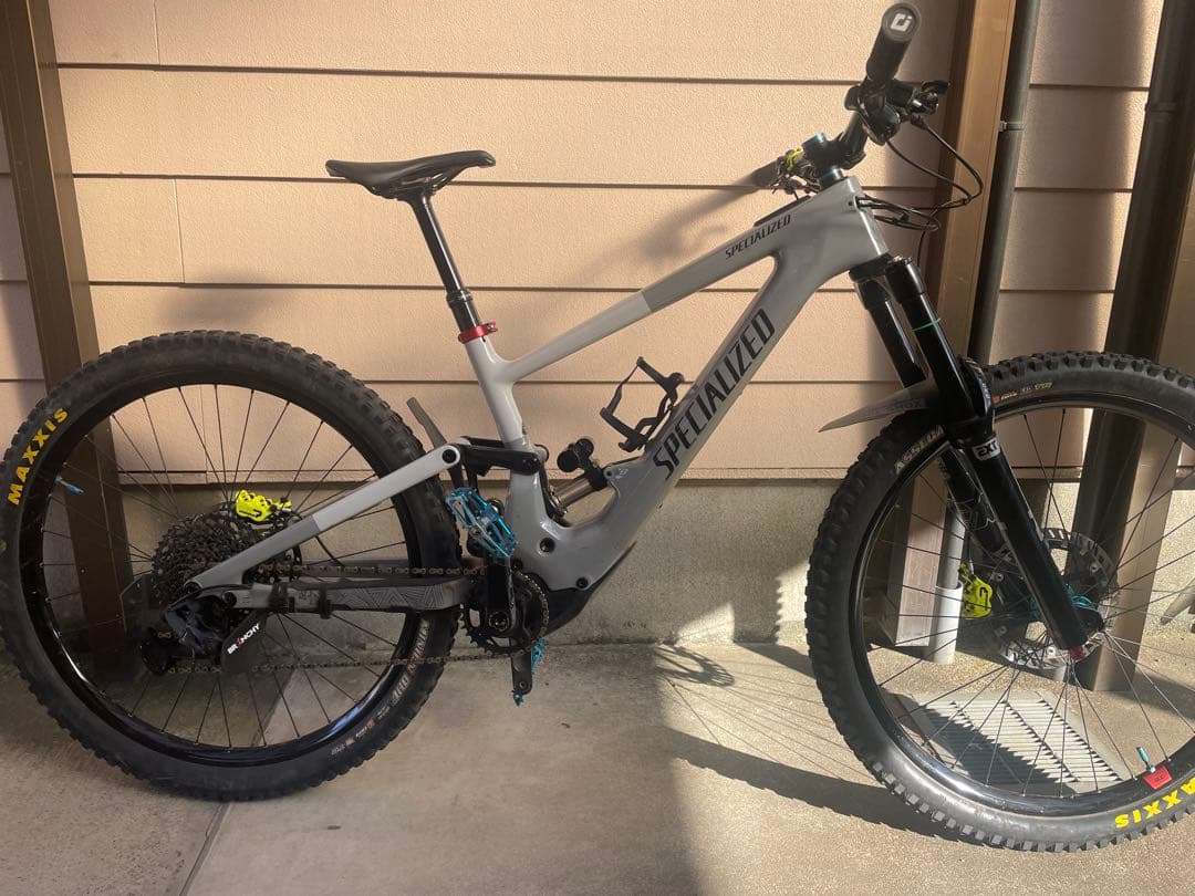 Specialized マウンテンバイク ケニーヴォ サイズs3