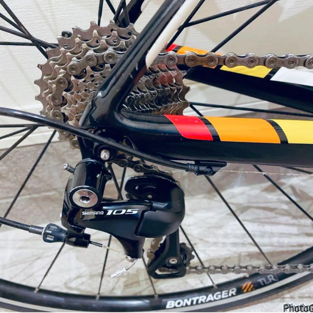 TREK DOMANE 4.3 フルカーボンロードバイク