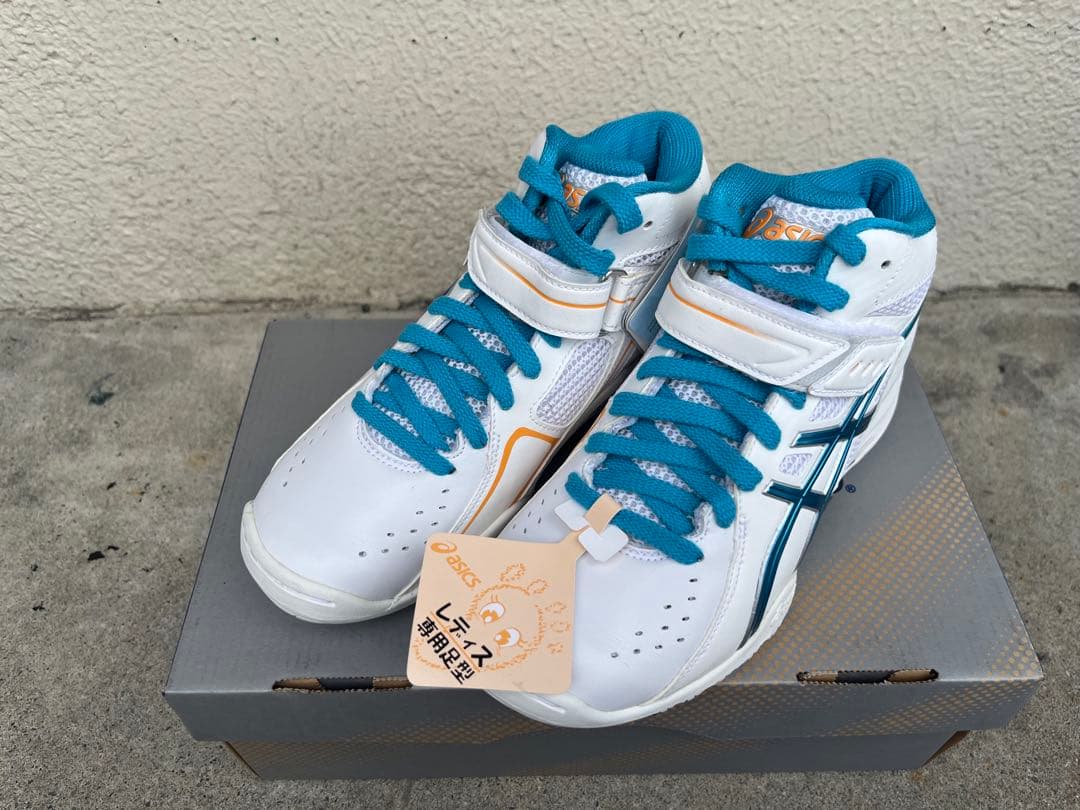 【新品未使用】 ASICS LADY GELFAIRY 6 22.5cm