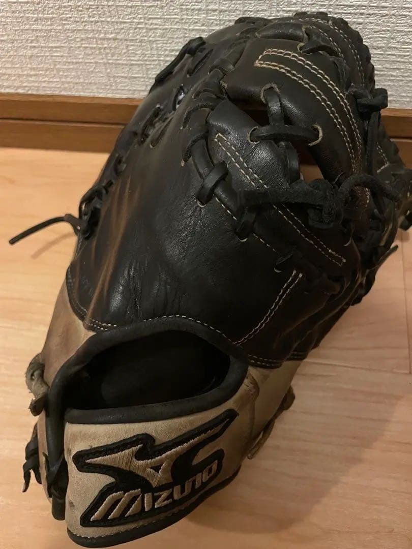 値下げ！！Mizuno USA硬式ファーストミット　黒/白　ＭＶＰ（ＧＸＦ５３）