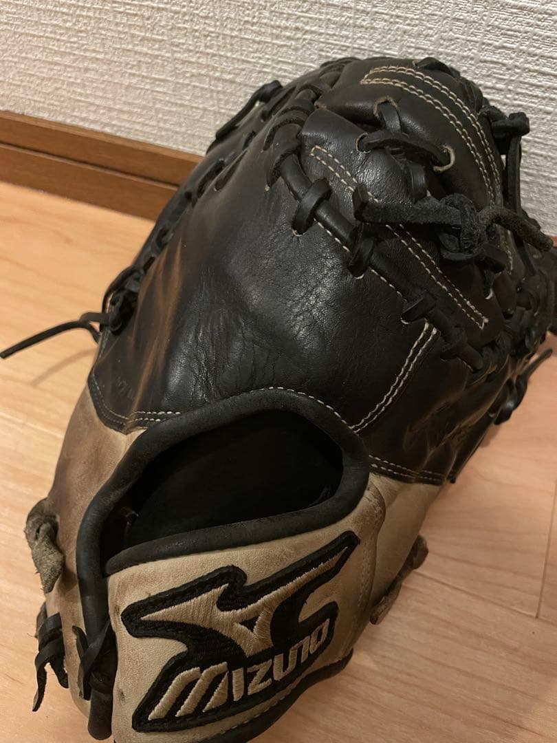値下げ！！Mizuno USA硬式ファーストミット　黒/白　ＭＶＰ（ＧＸＦ５３）