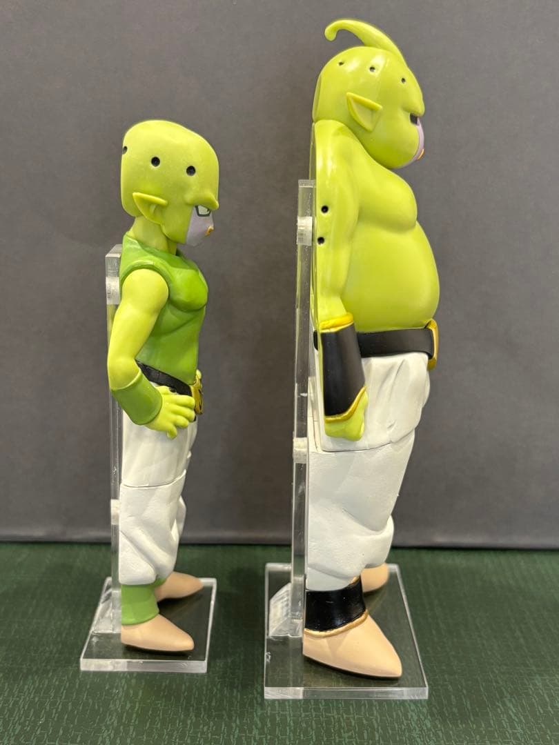 ドラゴンボール　一番くじ フィギュアマグネット専用 ジオラマ付きアクリル台座2種
