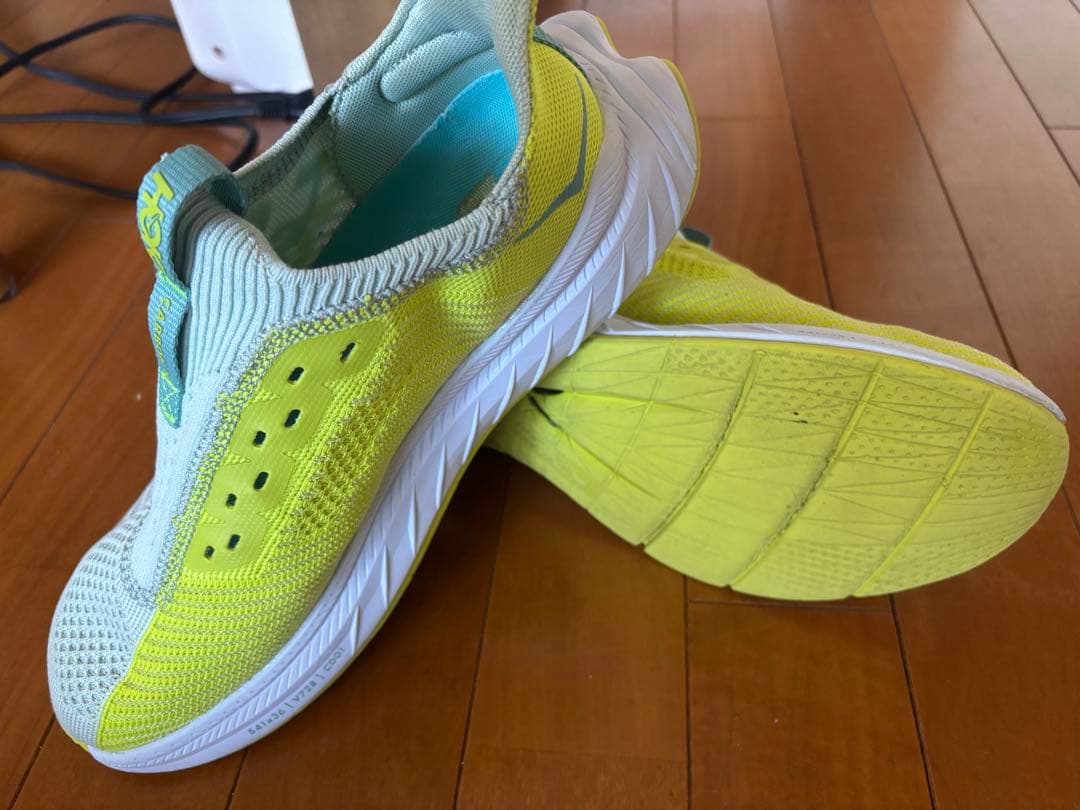 ホカ　hoka カーボンX3 26.5 数回のみ20キロ使用。 送料込みで