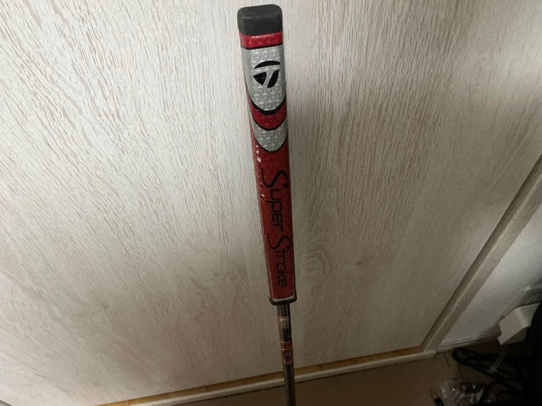 TaylorMade 赤 パター
