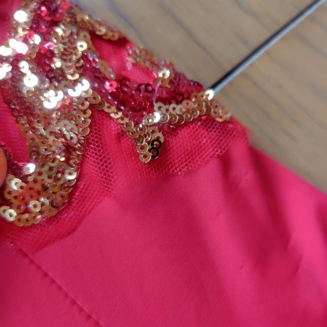 Ymiko！燃える赤のドレスと黒のトップス2点おまとめ