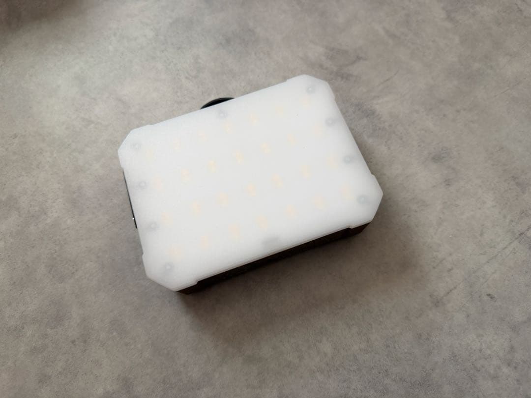 WAQ LED LANTERN 2（ウォームカラー／充電式）