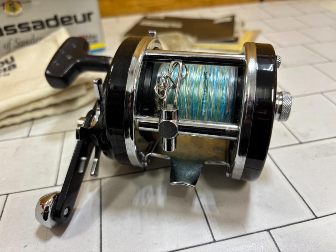 【中古品】AbuGarcia ambassadeur 9000CL リール