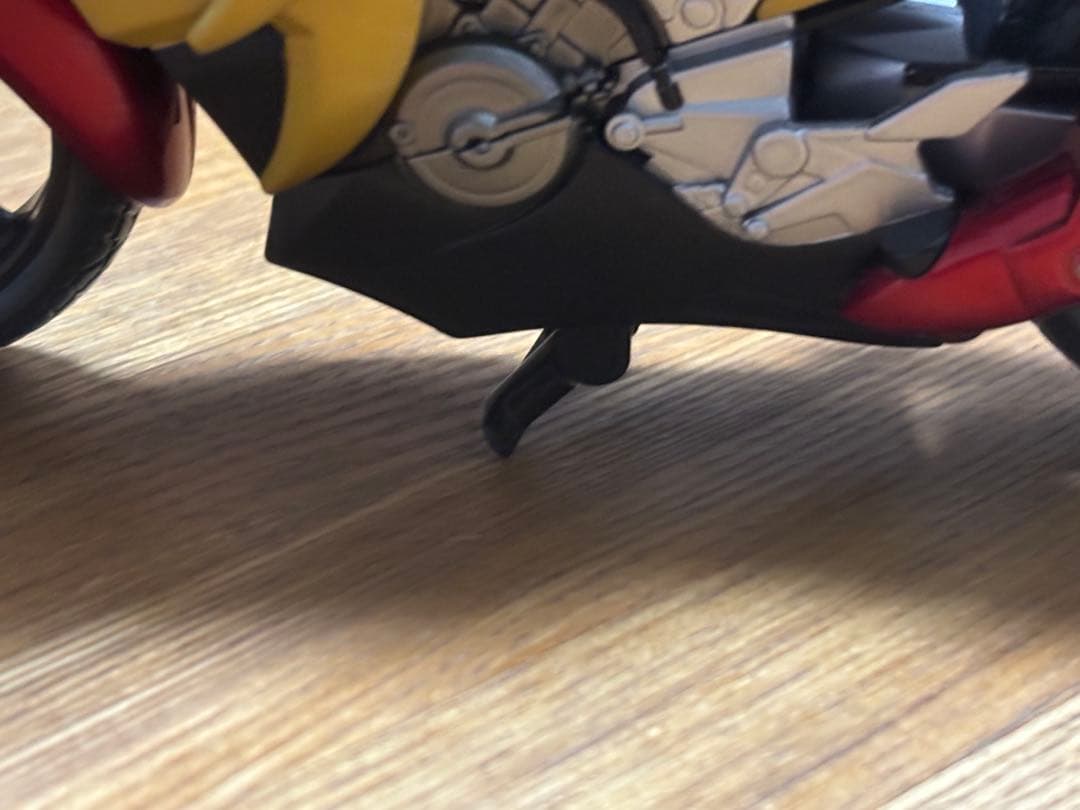 マシントルネイダーex 仮面ライダーアギト バイク フィギュアーツ 真骨彫 手首