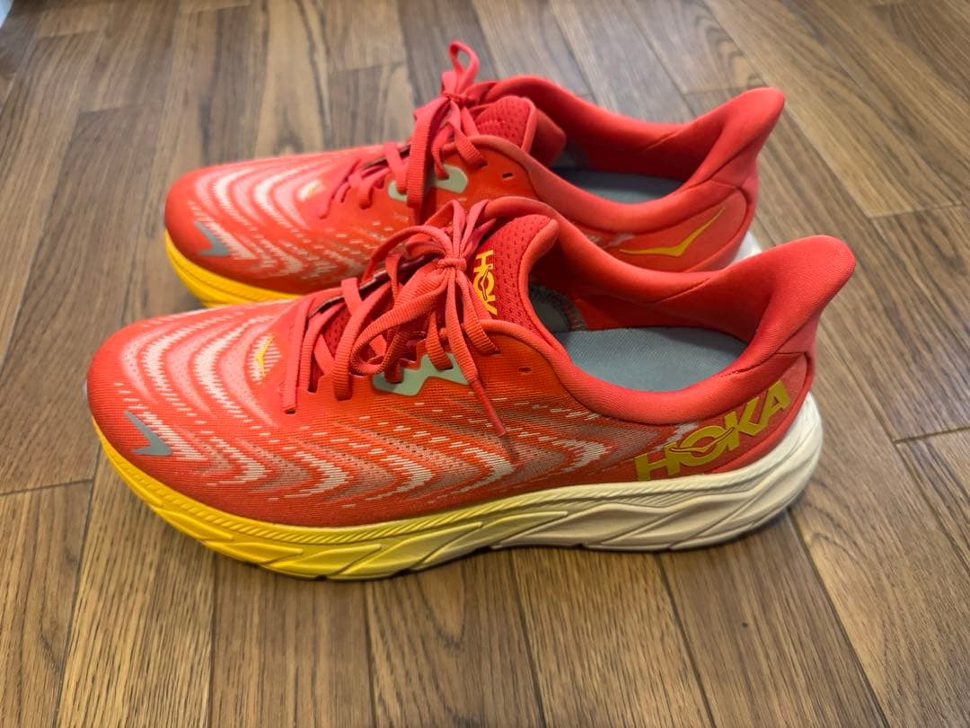 スパイク・シューズ HOKA ARAHI6