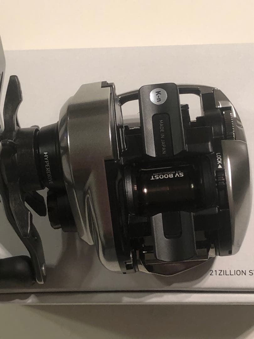 （未使用）ダイワ 21ジリオンSV TW1000H(右ハンドル)