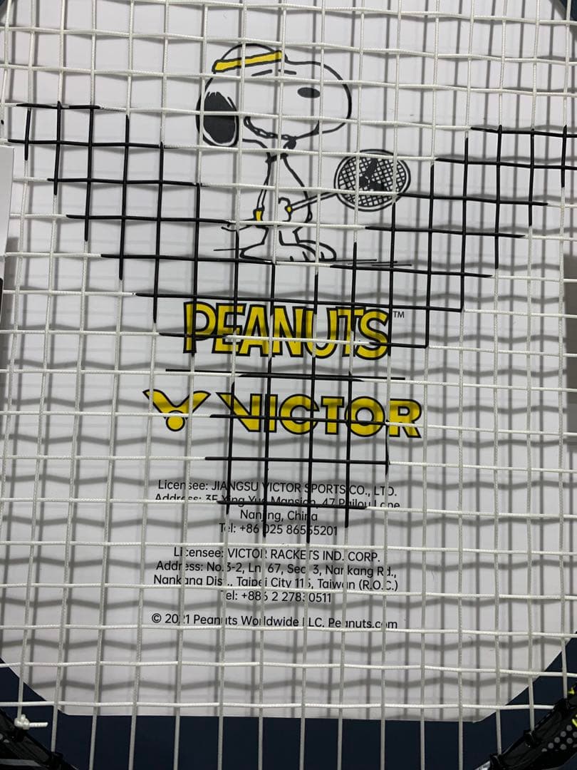 PEANUTS VICTOR バドミントンラケット