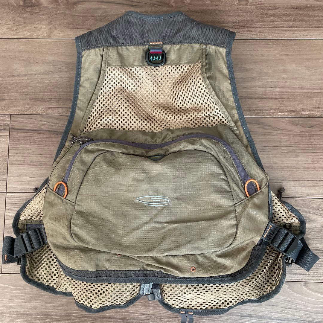fishpond フィッシュポンド 渓流釣り　フライ　ベスト　フィッシングベスト