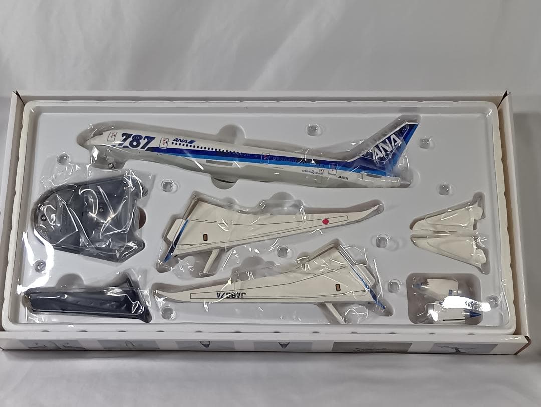 イワヤ ANA 1/200 ボーイング787-8(JA807A)　8044-01