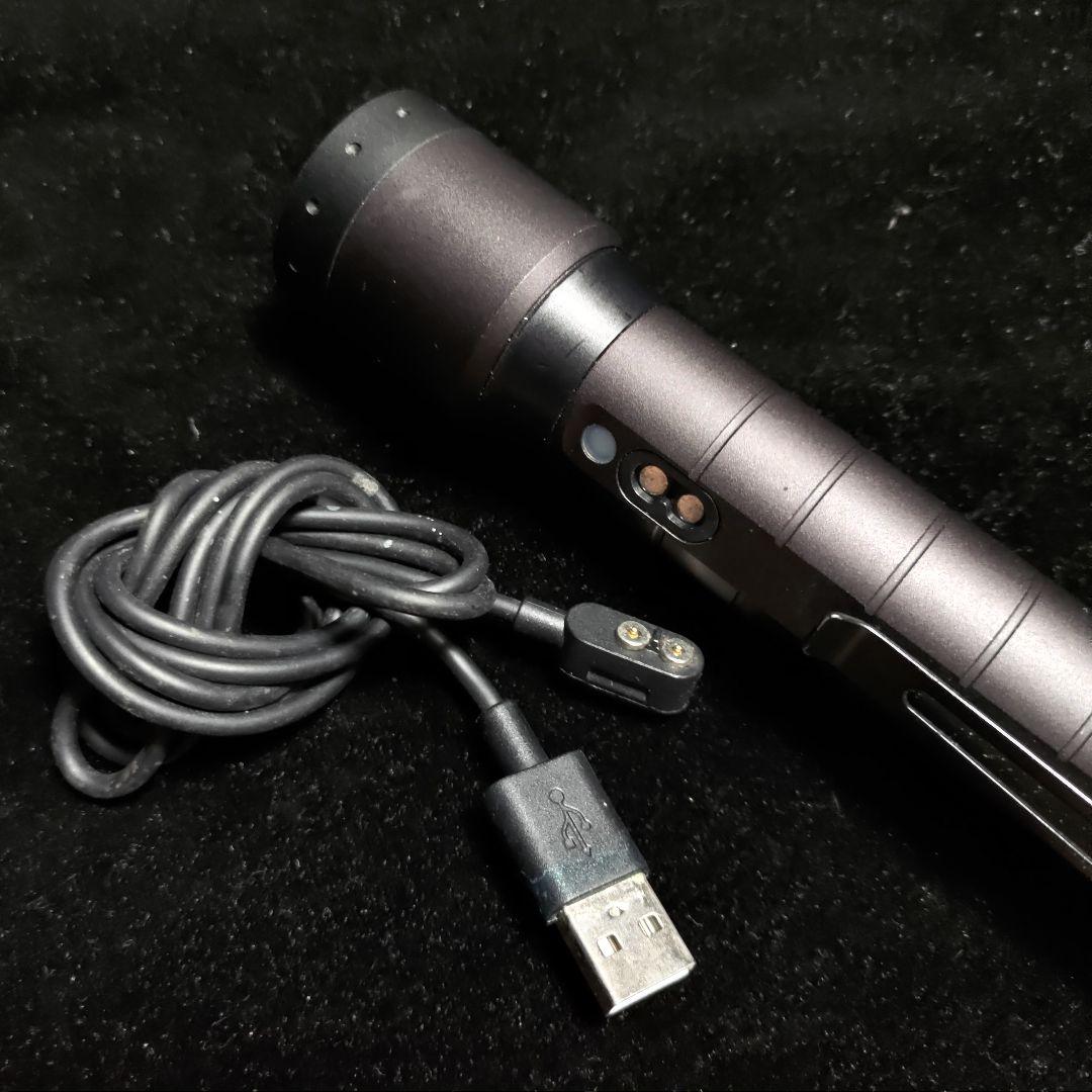 LED LENSER P7R Signature 懐中電灯