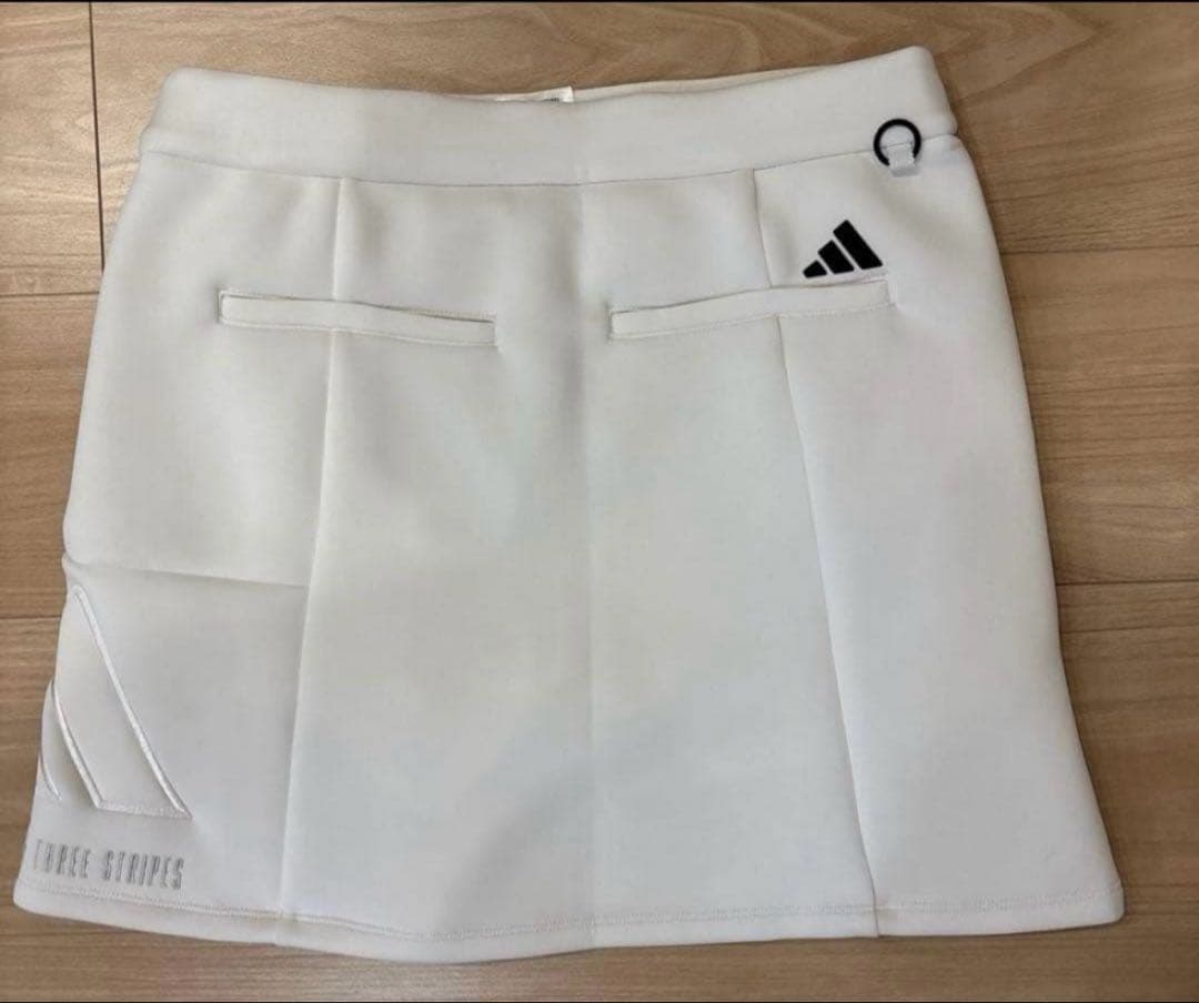 新品adidasgolf上下セット薄手ニット＆ダンボールニットスカートM春夏