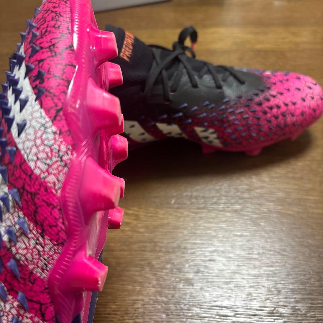 adidas プレデター　フリーク.1 ジャパンＨＧ／ＡＧ