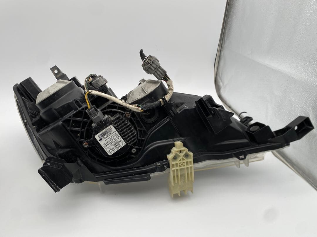 日産 セレナ C26 前期 純正 HID ヘッドライト 左右セット KOITO