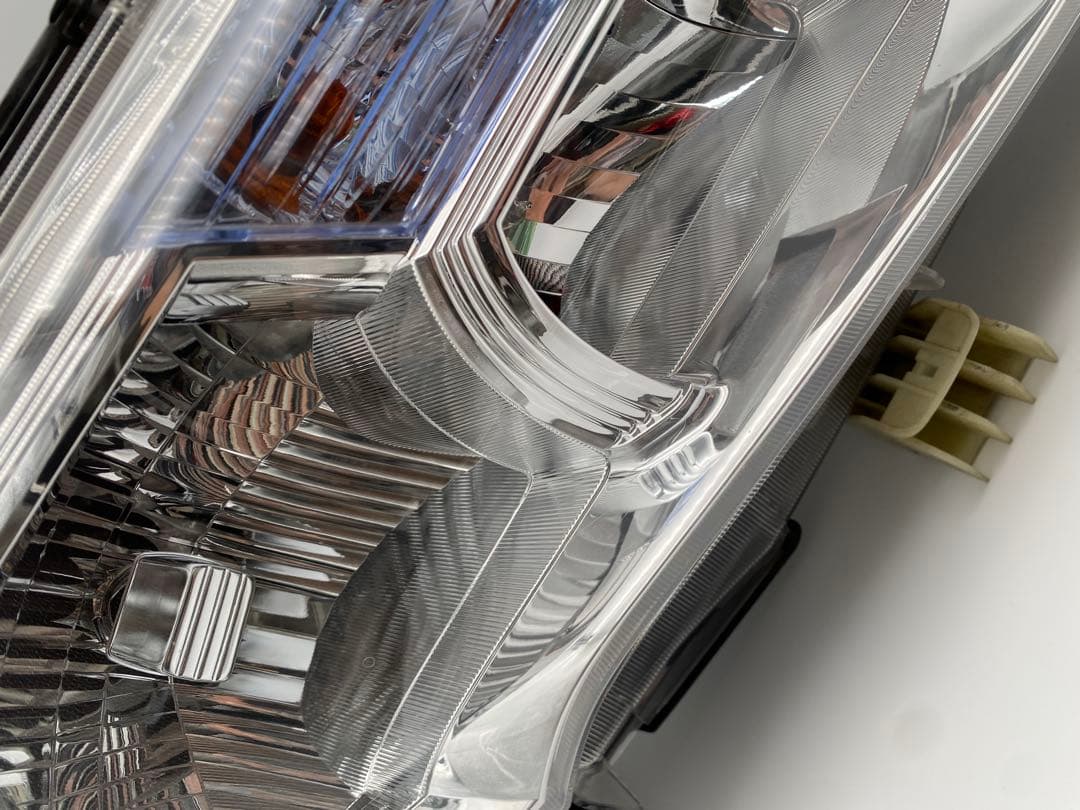 日産 セレナ C26 前期 純正 HID ヘッドライト 左右セット KOITO