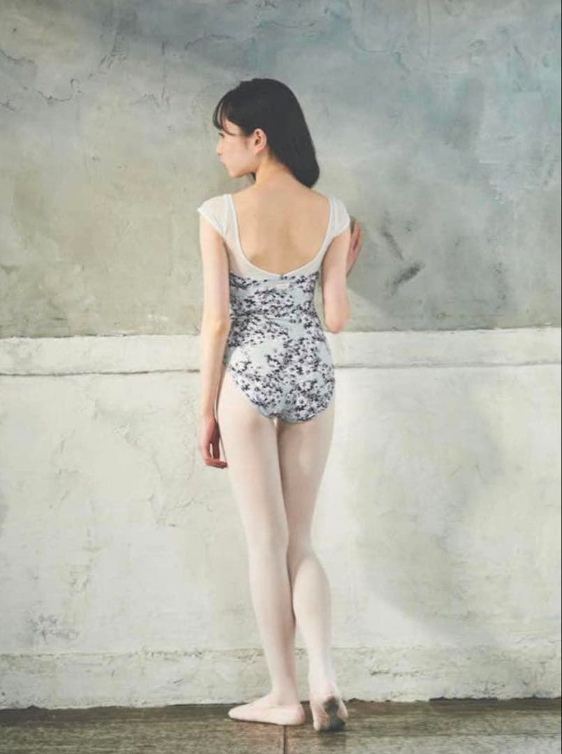 stina 花柄レオタード 120-130 jr P