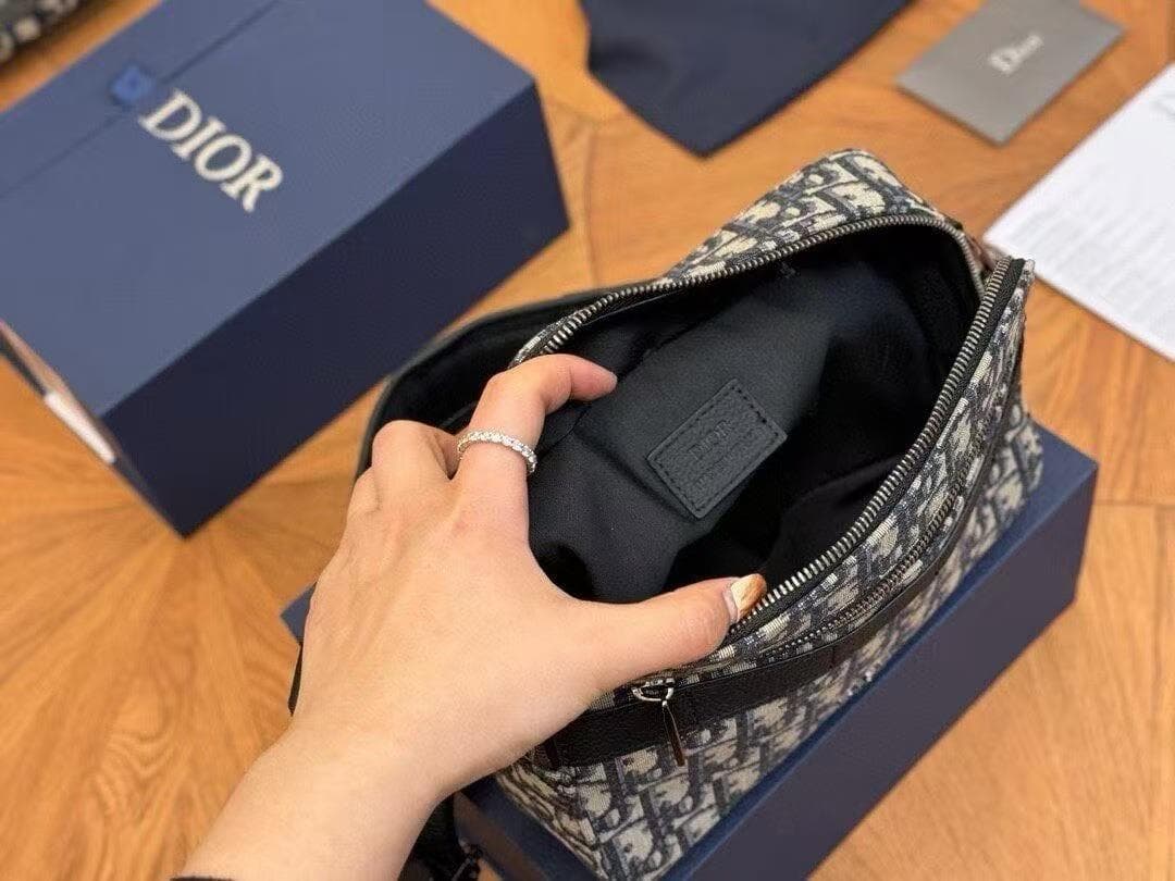 Dior 極希少✨モノグラム ショルダーバッグ