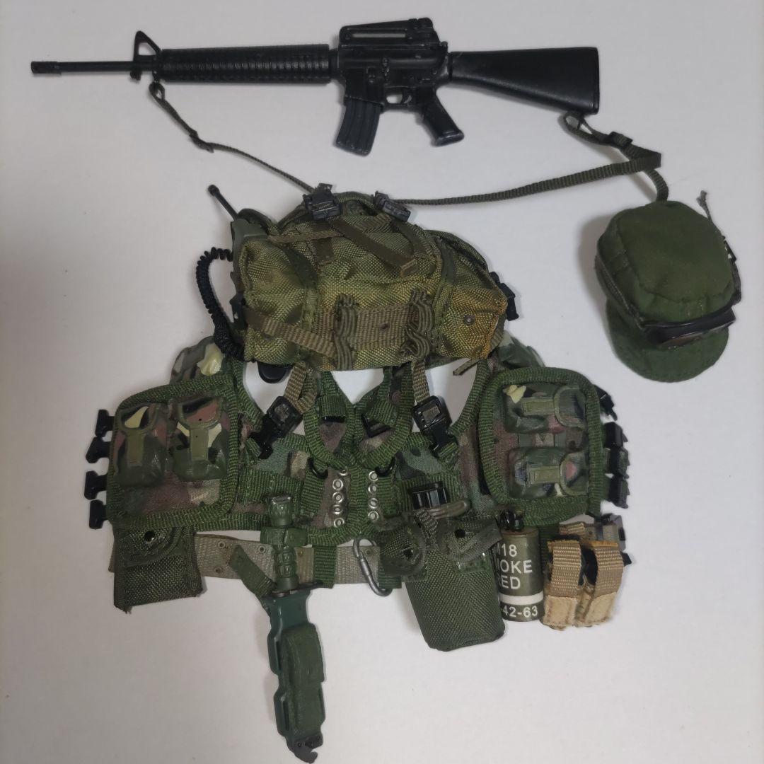 １/６ミリタリーカスタムフィギュア（女性兵士）
