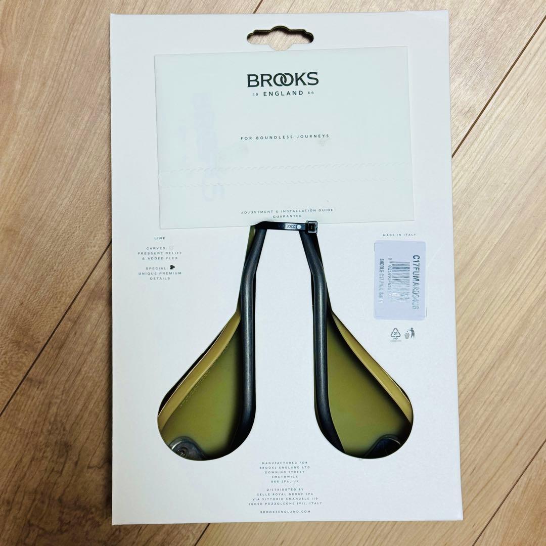 BROOKS × Paul Smith限定モデル「C17 Paul Smith」