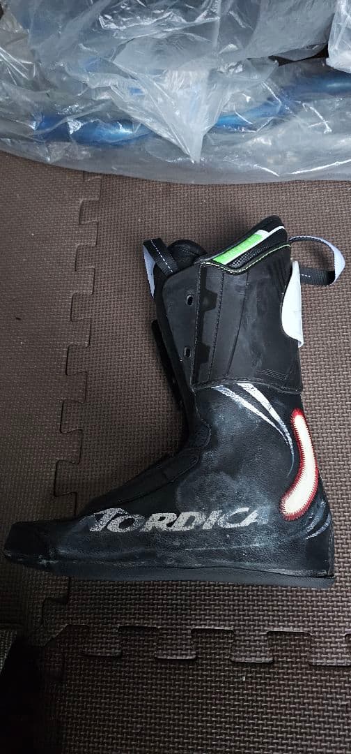 NORDICA (ノルディカ) ドーベルマン GP130 24-24.5cm