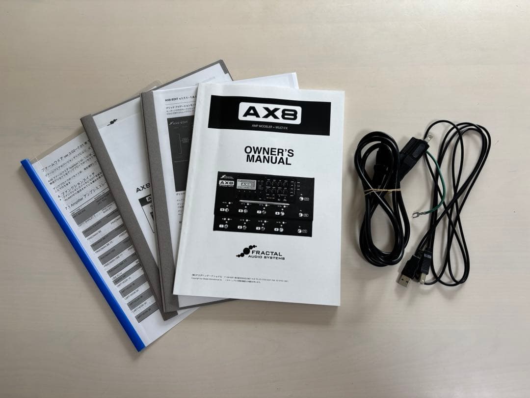 【美品】AX8 Fractal Audio Systems ギタープロセッサー