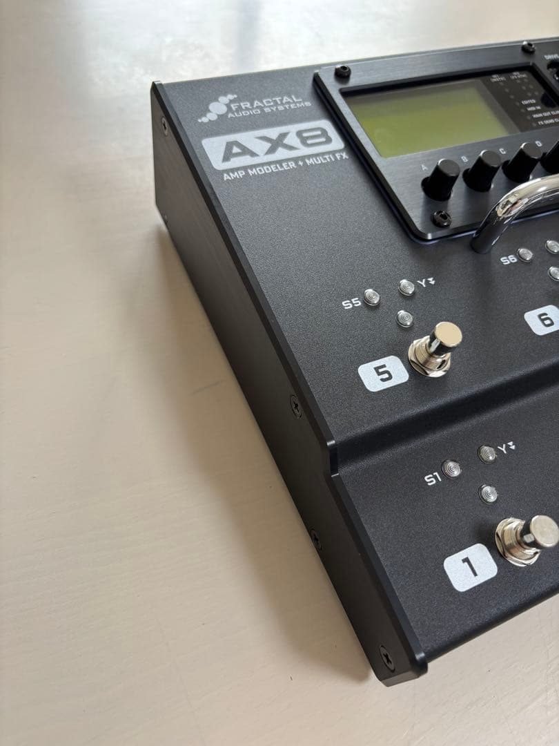【美品】AX8 Fractal Audio Systems ギタープロセッサー