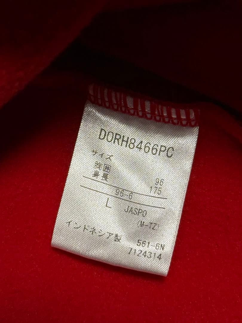 DESCENTE 広島東洋カープ　フリースパーカー　Lサイズ キャンプ必需品