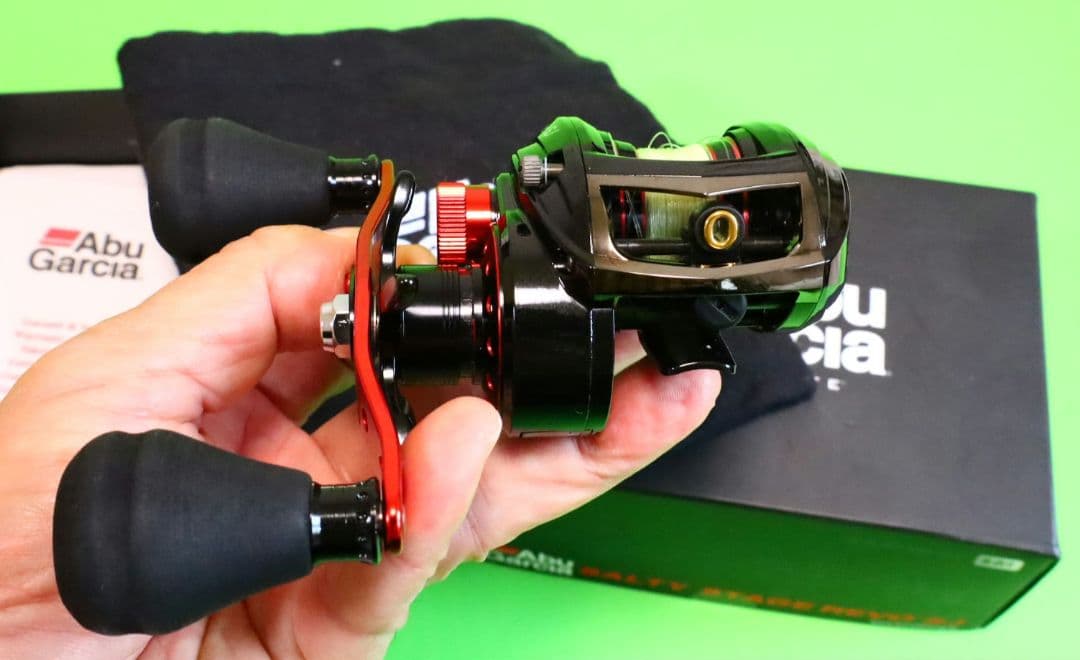 Abu Garcia Salty Stage Revo SJ 両軸リール