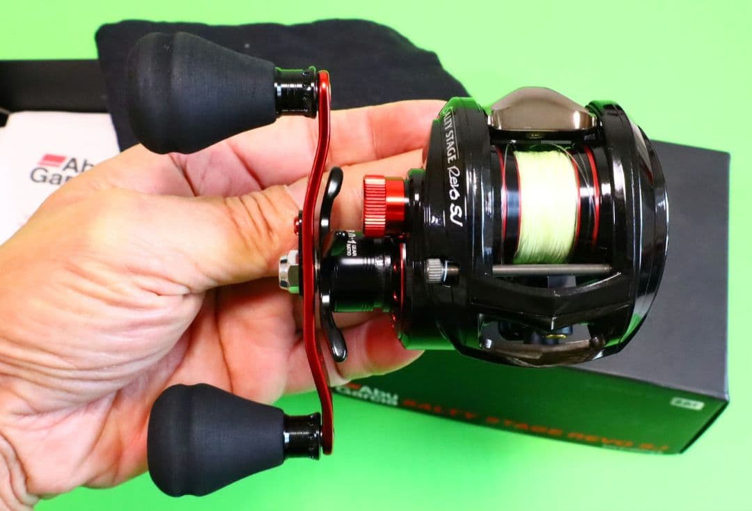 Abu Garcia Salty Stage Revo SJ 両軸リール