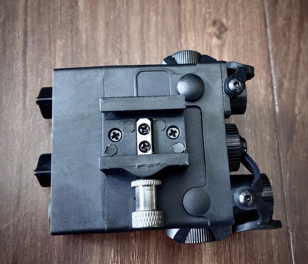 PEQ15 DBAL-A2 フラッシュライト レプリカ 黒 ブラック