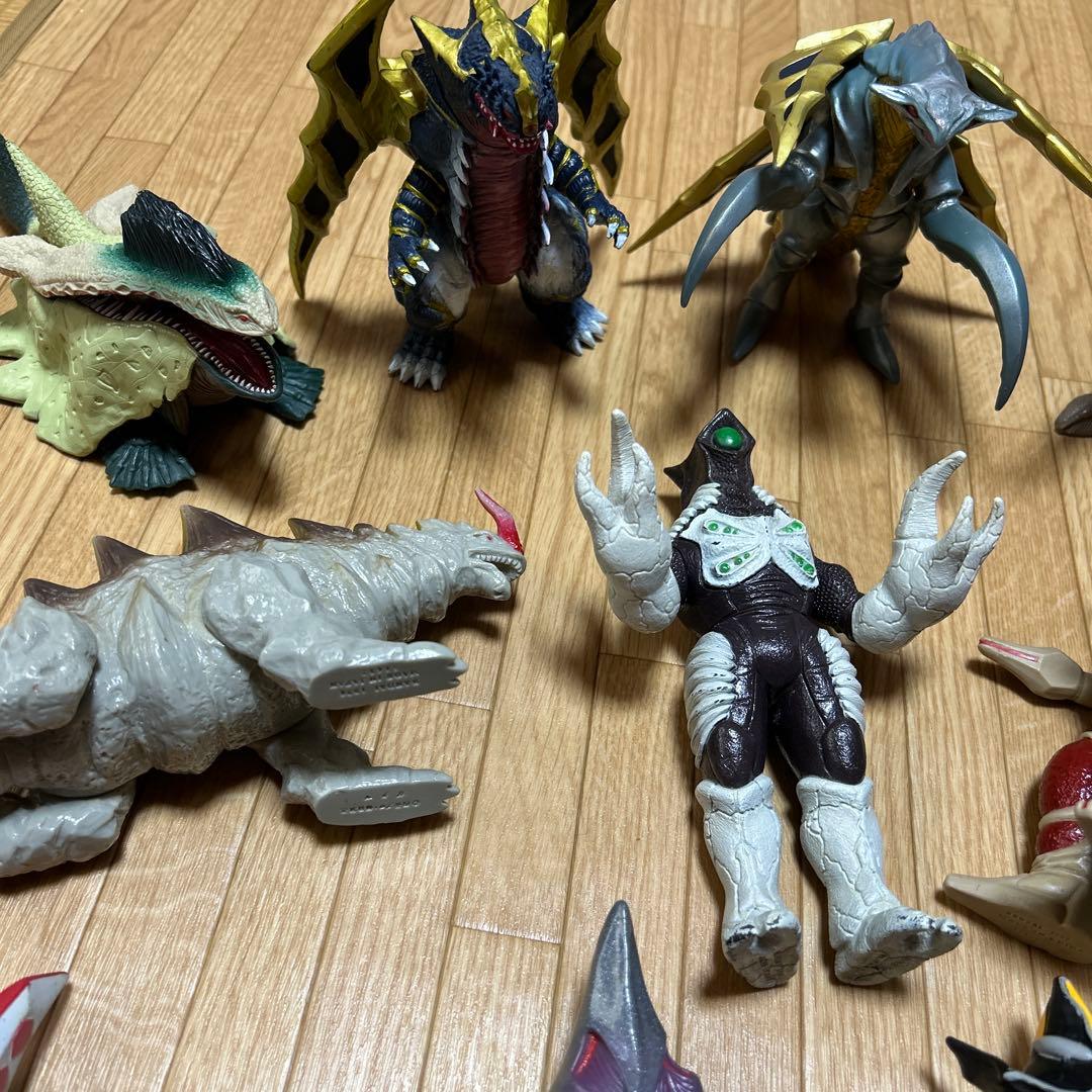 旧ウルトラ怪獣シリーズ　17体セット　TDG怪獣　大量まとめ