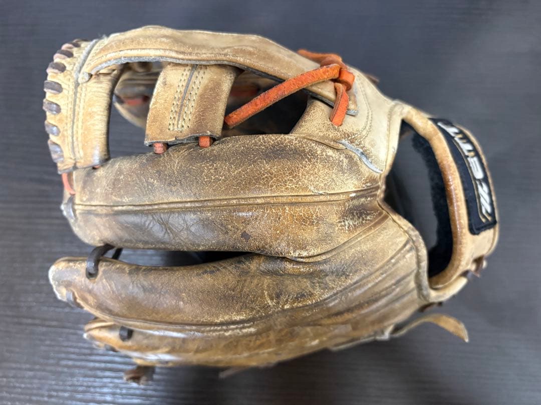 ゼット 硬式グローブ ベージュ　内野オールラウンド用