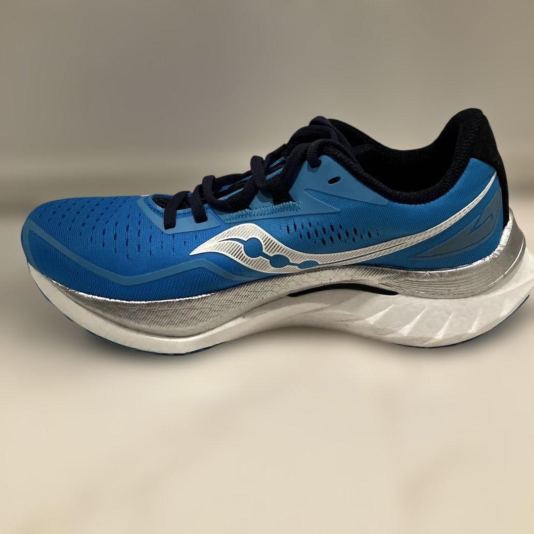 Saucony エンドルフィンスピード4
