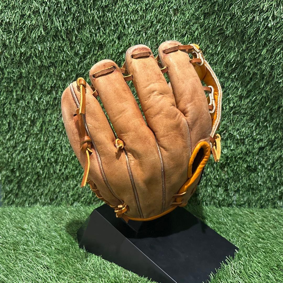 野球グラブ　グローブ　一般硬式大人用　内野手用　ミズノワールドウィントレーニング