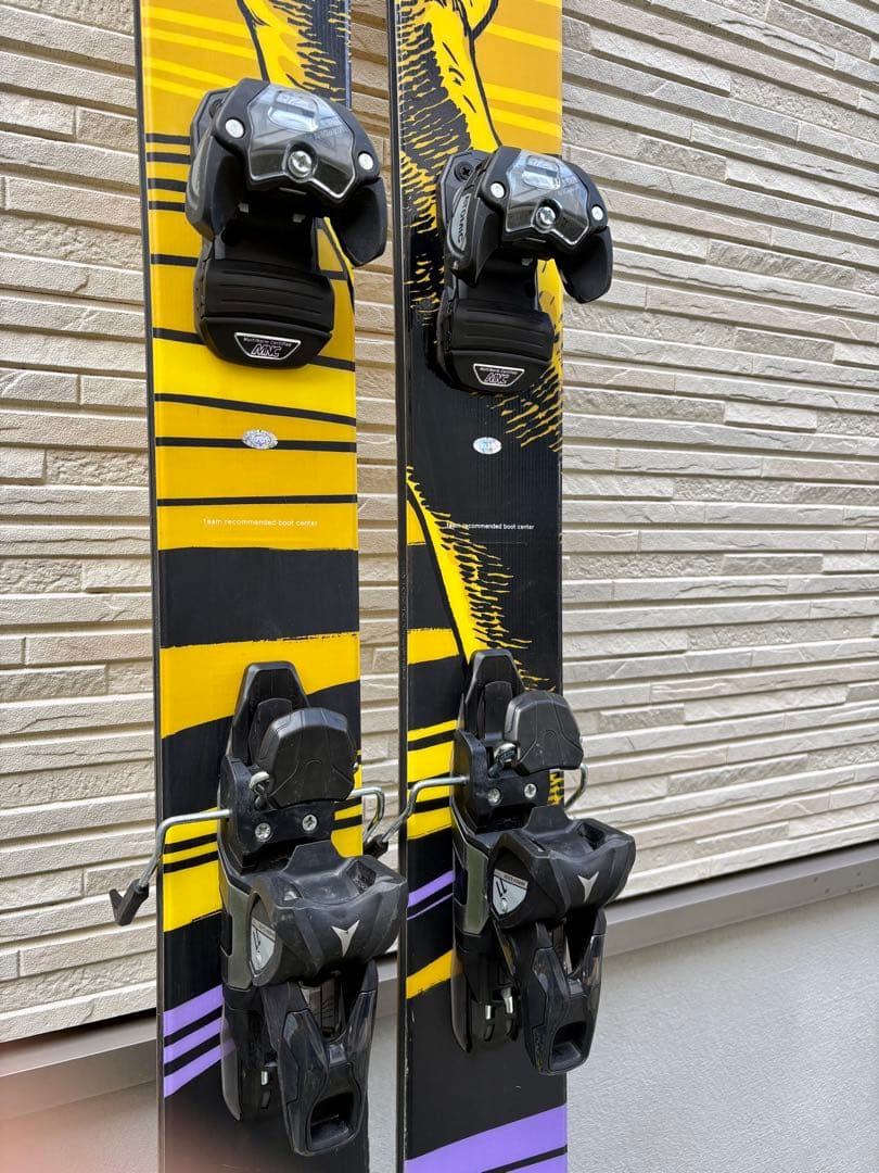 Völkl REVOLT 114 スキー板 ATOMIC ビンディング付き