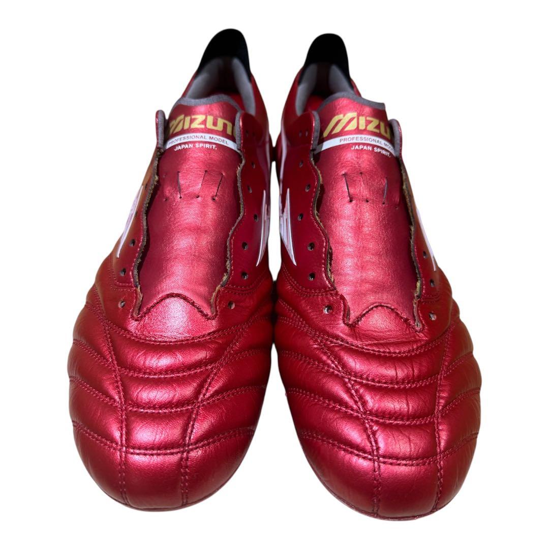MORELIA NEO4 レッド×ホワイト