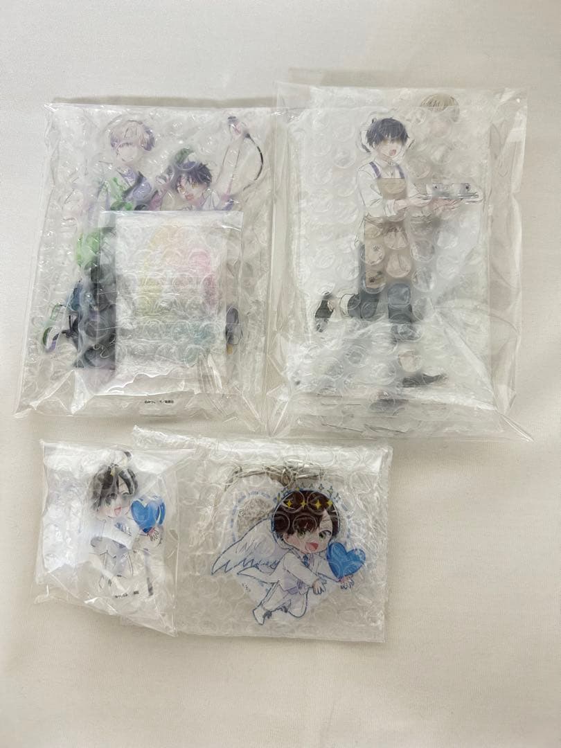 誰か夢だと言ってくれ まとめ売り アクリルスタンド アクリルキーホルダー缶バッジ