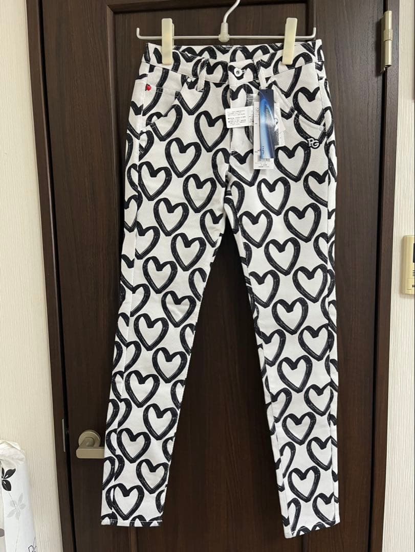 新品未使用PEARLY GATES パーリーゲイツ落書きハート柄　パンツSサイズ
