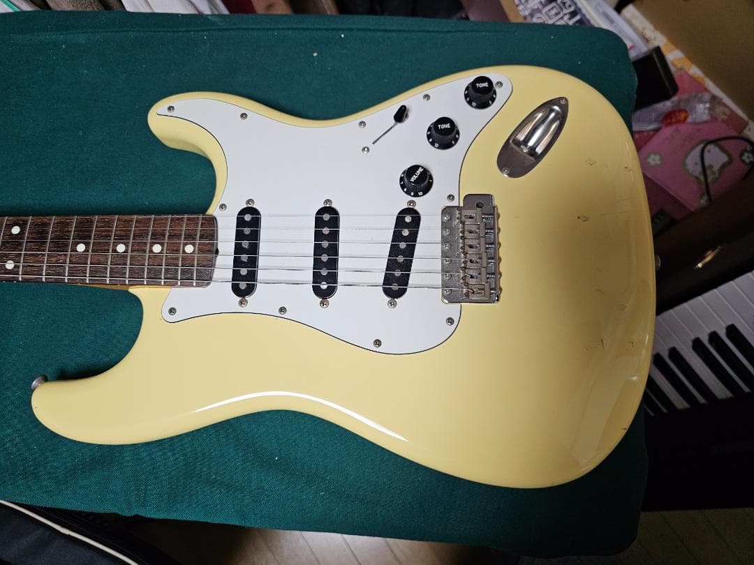 専用 ‼️早い者勝ちFenderJAPAN ストラトキャスター Eシリアル