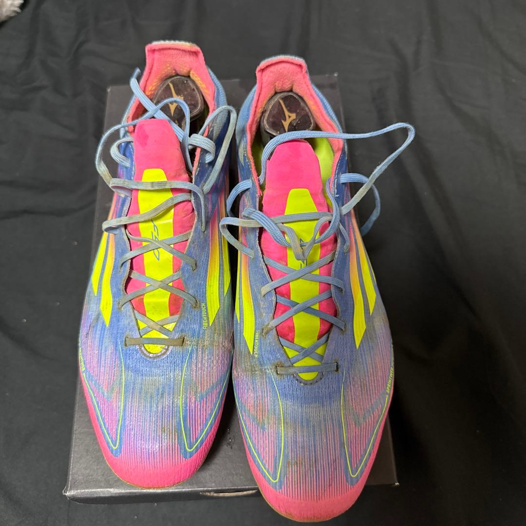 F50 サッカーシューズ hg