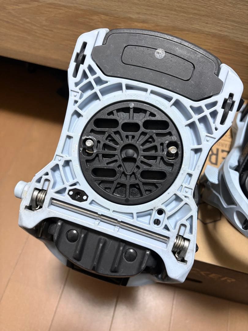 NIDECKER SUPERMATIC Sサイズスノーボードビンディング