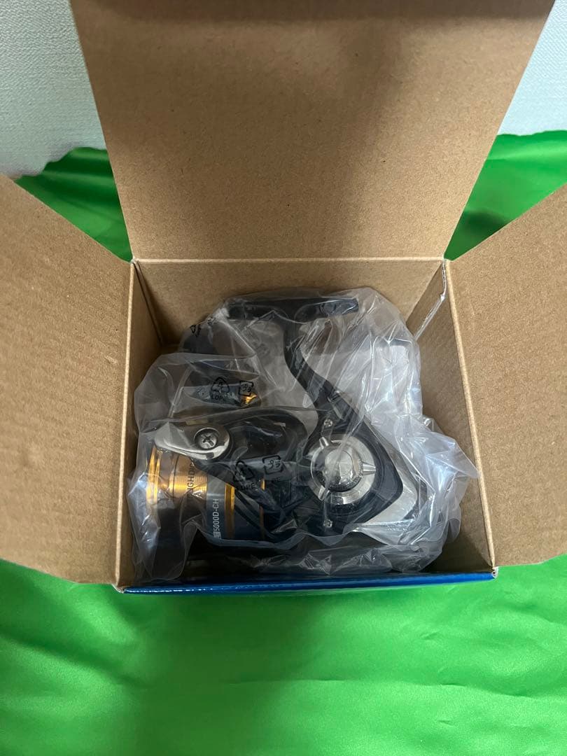 【新品未使用】ダイワ　20レブロス　LT5000D-CH
