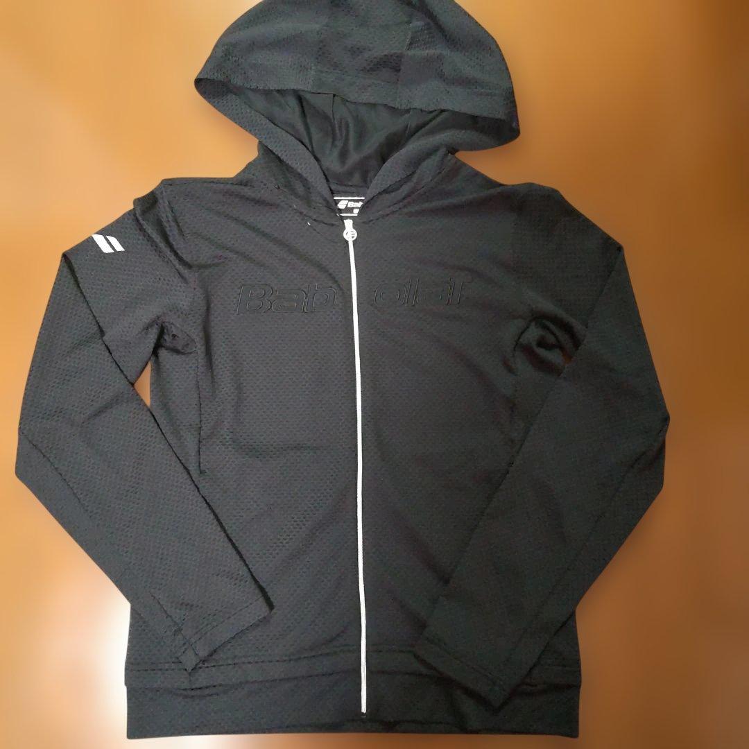 バボラ　Babolat 新品 パーカーとスコートの2点セット