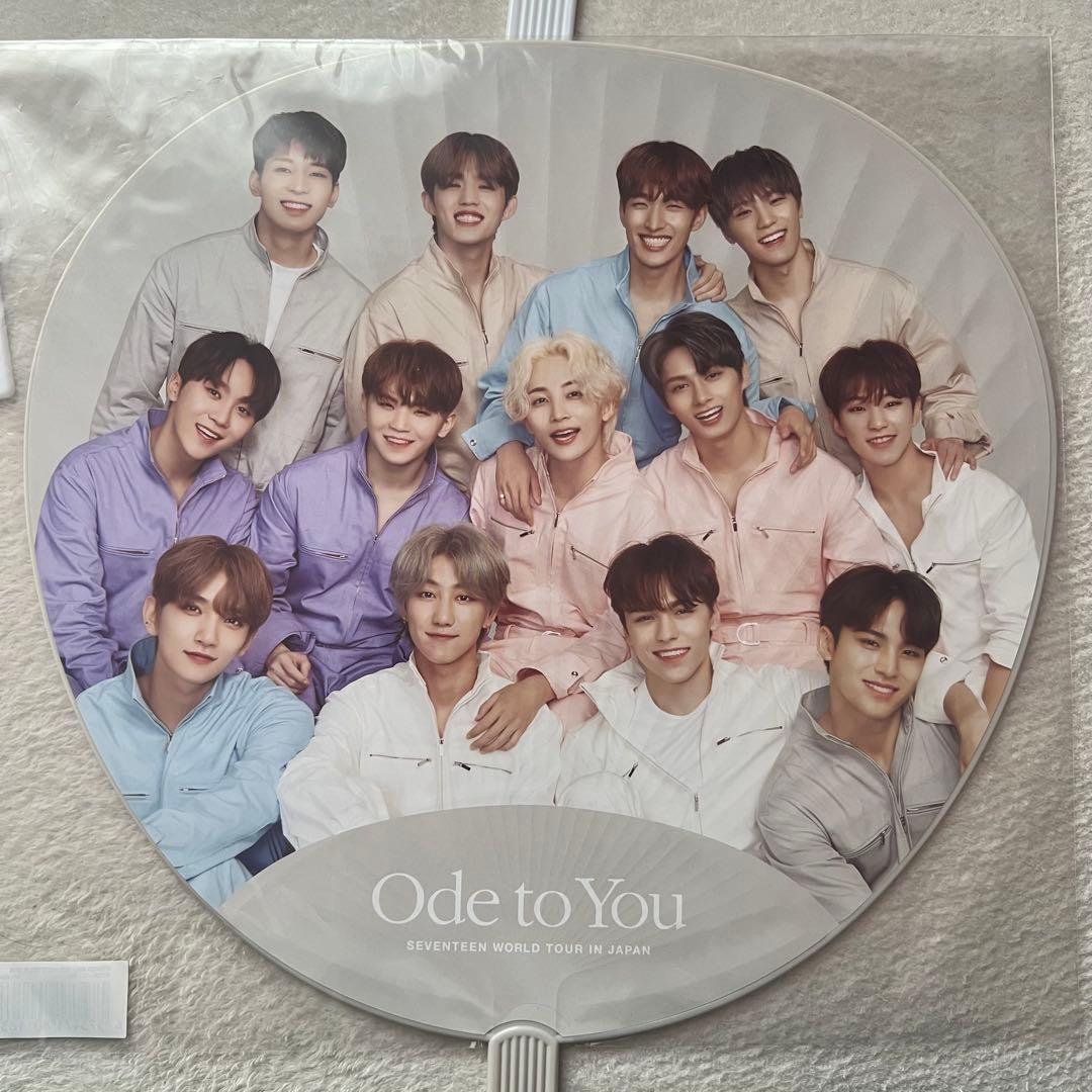 SEVENTEEN うちわ 全員 集合